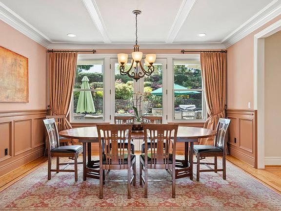 5th image of 130 Emerald Estates Ct