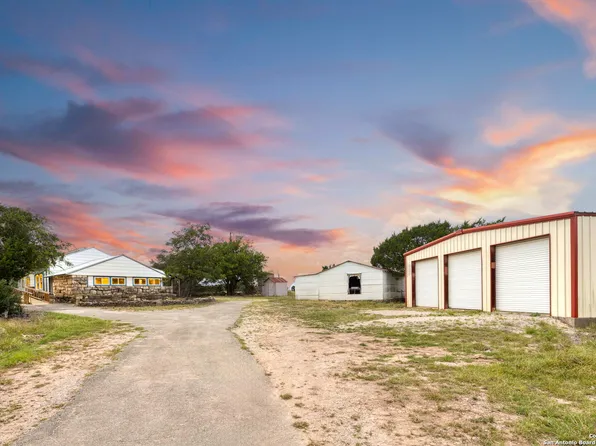 105A Jennifer, Boerne, TX 78006