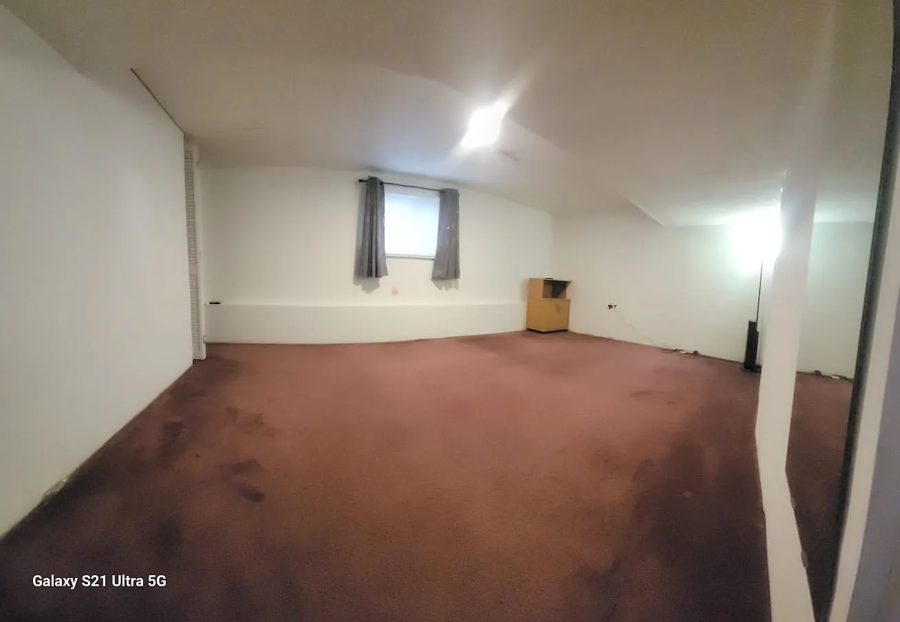 316 Webber Ave photo 1