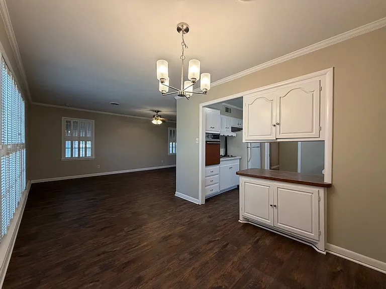 4416 Granbury Rd — Photo 8