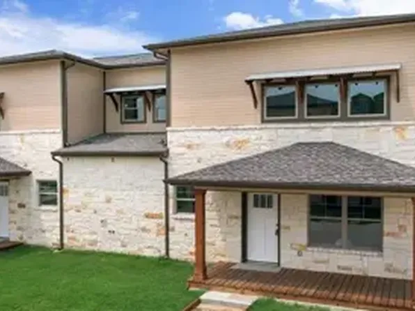 106 Perch Dr, Quinlan, TX 75474
