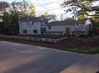 23 Monroe St, Westport, MA 02790