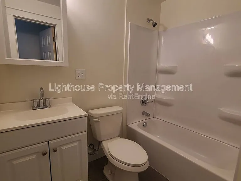 917 Pearl St #17 — Photo 9