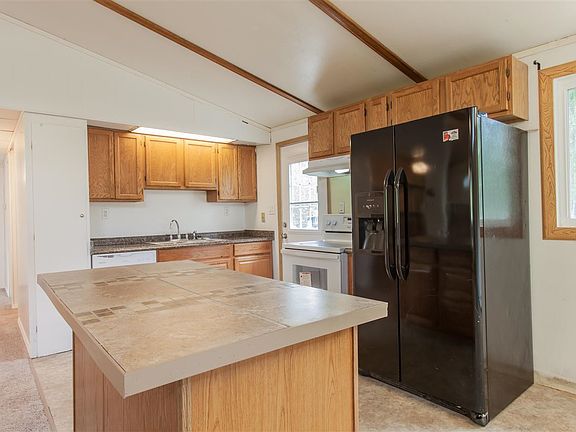 3rd image of 4029 Fahrenkamp Ave