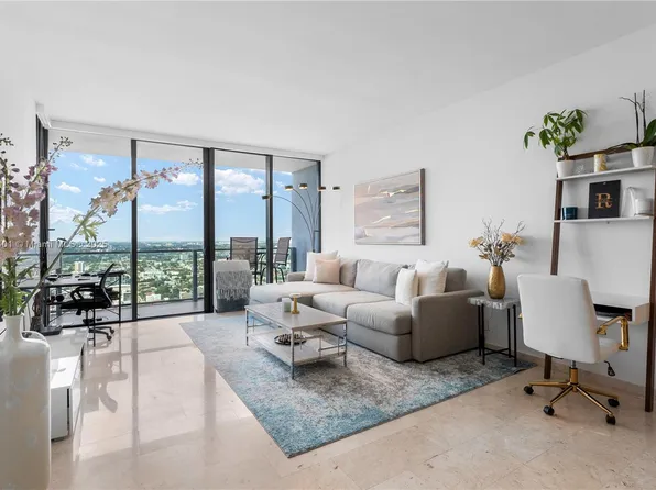 88 SW 7th St APT 3608, Miami, FL 33130