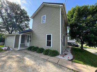 209 S Pine St, West Union, IA 52175