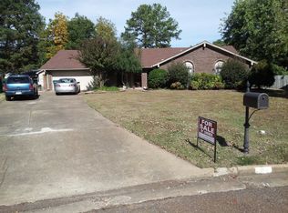 806 Canterbury Cv, Southaven, MS 38671