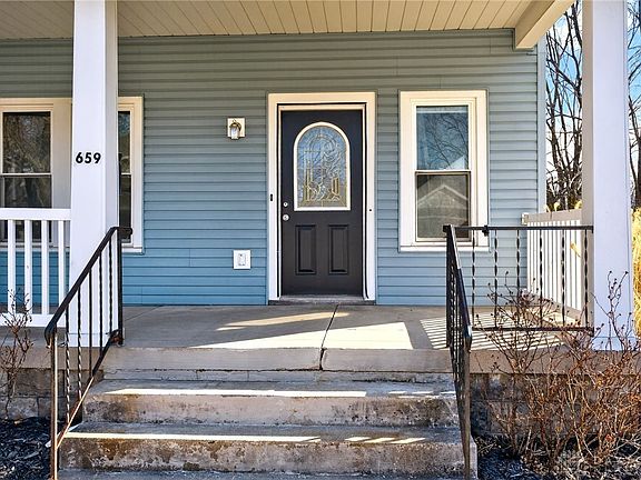 3rd image of 659 N King St