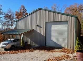 335 Willow Ln, Sharps Chapel, TN 37866