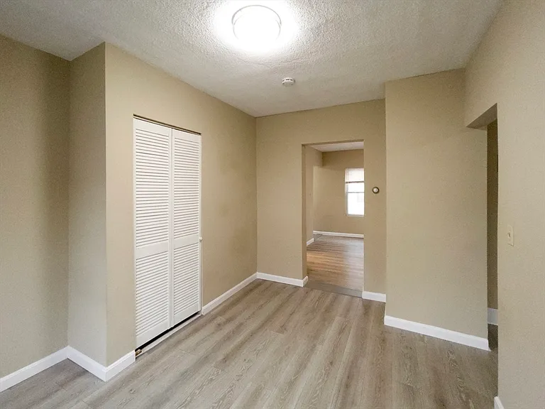 25 Oakland Ave #2R — Photo 10