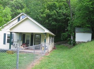 140 Bush Ln, Livingston, TN 38570
