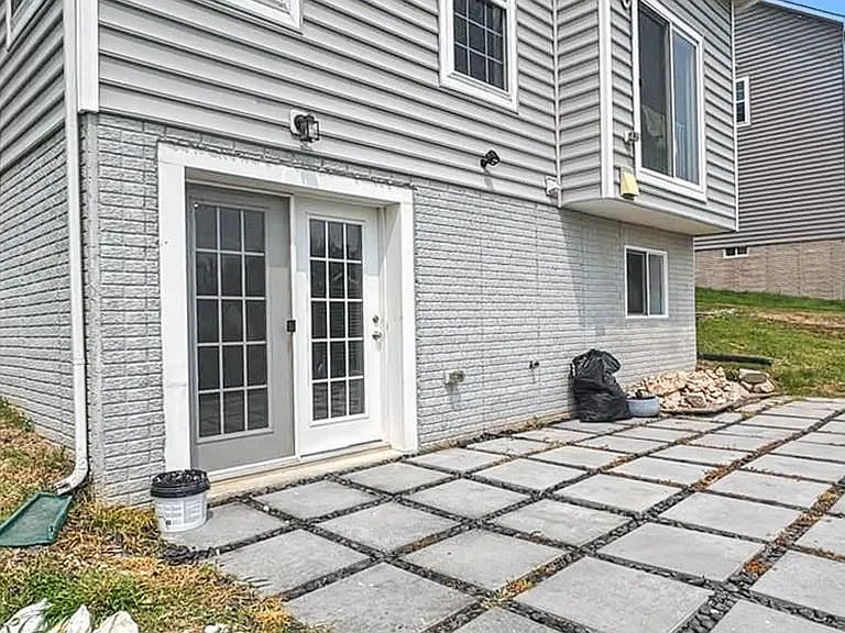 6515 Langbrooke Ct — Photo 8