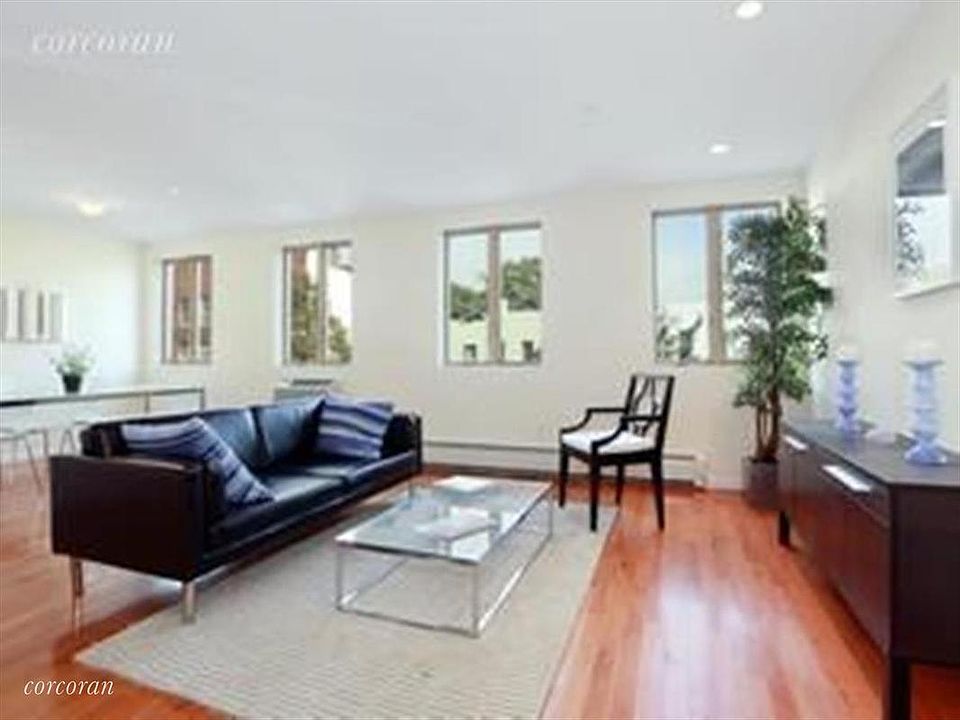 2nd image of 362 12th St APT 4