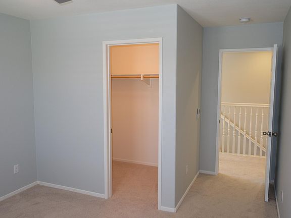 4th image of 34328 Blossoms Dr
