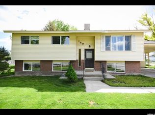 147 S West St, Grantsville, UT 84029
