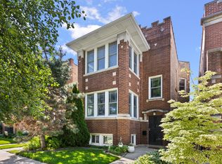 2541 W Argyle St, Chicago, IL 60625
