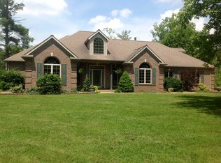 422 Geneva Way, Boonville, IN 47601