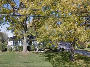 1608 Cascade Ct, Jackson, MI 49203