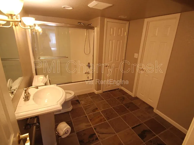 7489 Bur Oak Pl — Photo 21