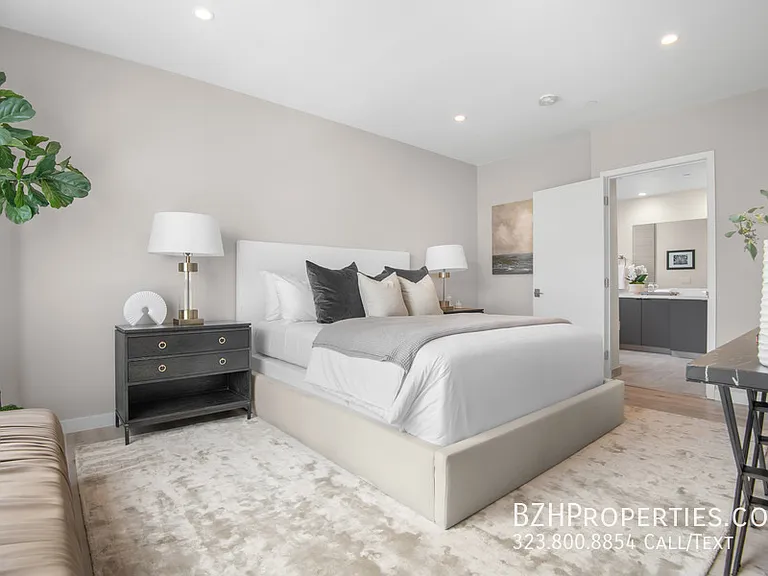 Bedford Twenty - Luxury Condos — Photo 64