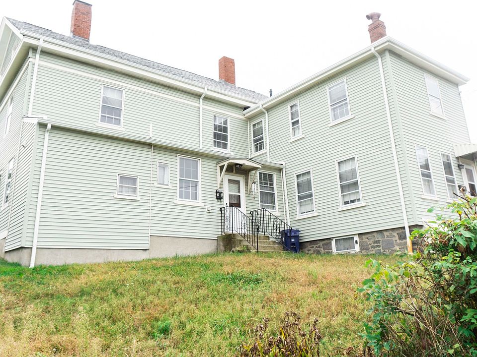 1st image of 28 Dighton St #0
