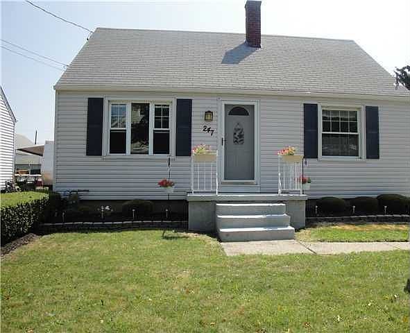 1st image of 247 Curtiss St
