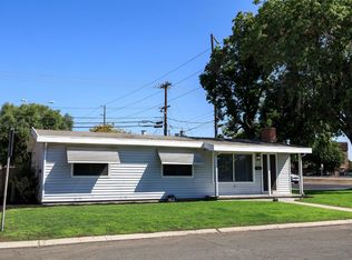 1800 Aloha Way, Modesto, CA 95350