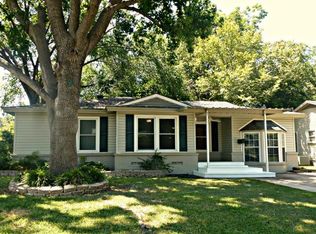 1300 W Lovers Ln, Arlington, TX 76013