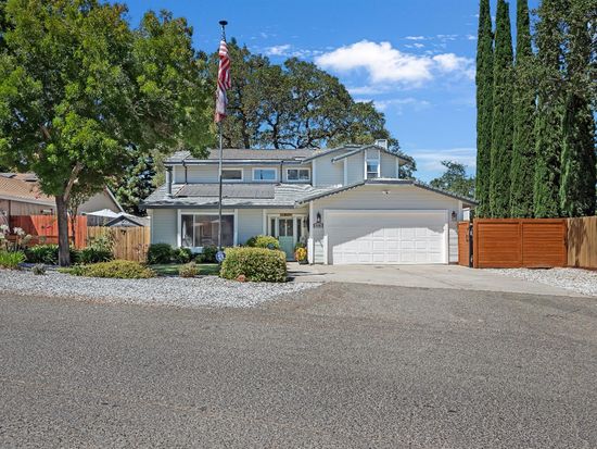 2780 Hillcrest Dr, Cameron Park, CA 95682