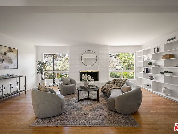 5th image of 2521 La Condesa Dr