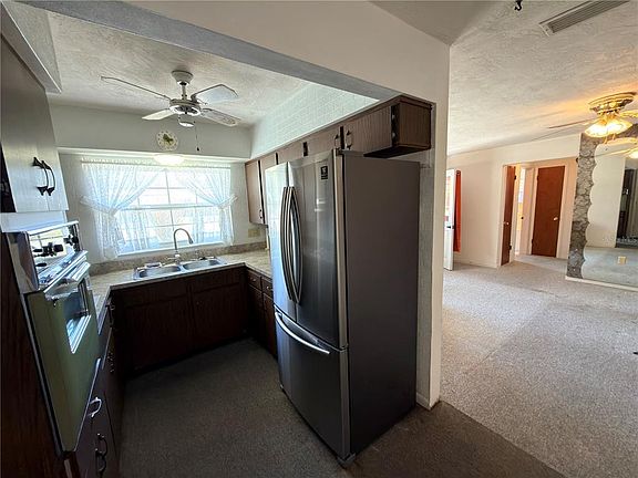 5th image of 6135 E Oneida St