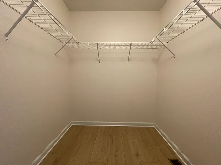 5526 Ashboro Dr — Photo 20