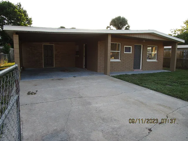 1615 Derbyshire Rd — Photo 1