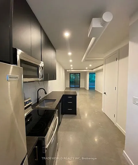 862 Pape Ave #5 — Photo 1
