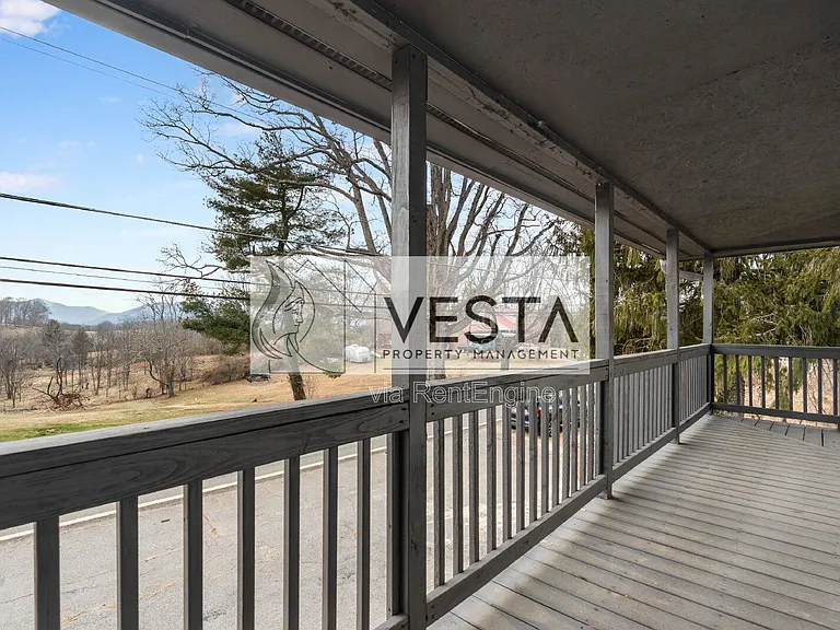 2383 Dutch Cove Rd #1 — Photo 25