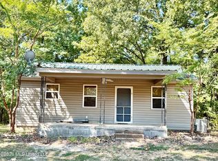 8 County Road 531, Como, MS 38619