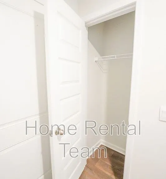 112 Windrush Pnes — Photo 9