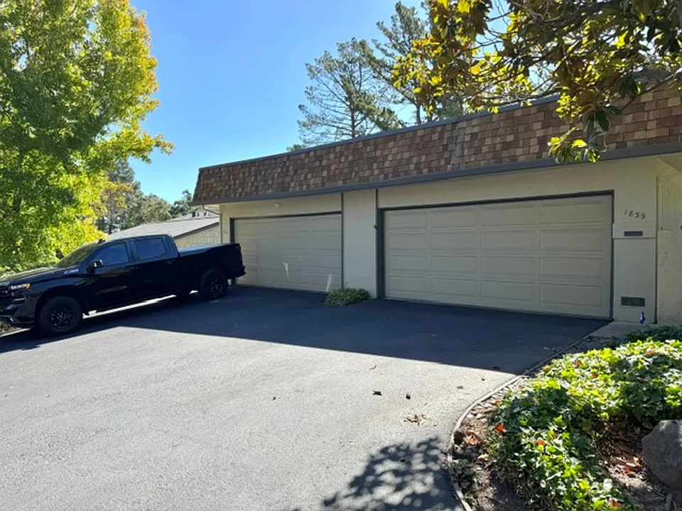 1837 Holland Dr