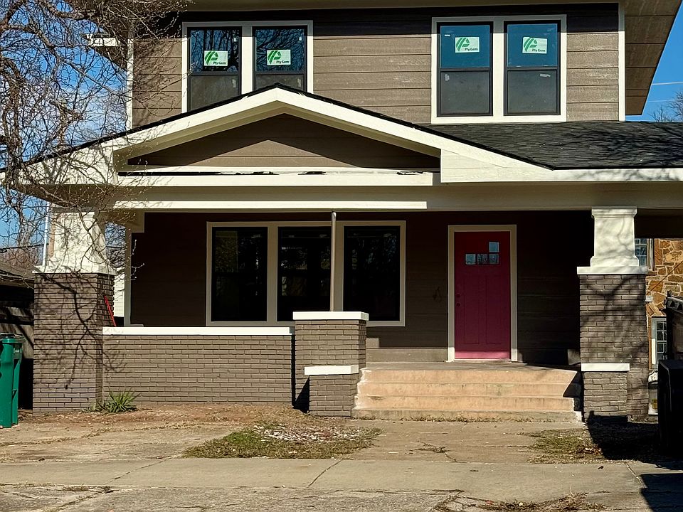 1st image of 315 NE 14th St