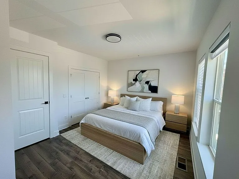 1228 Wynton Pl NE — Photo 4
