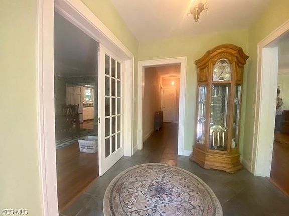 2nd image of 4168 E Lincoln Way