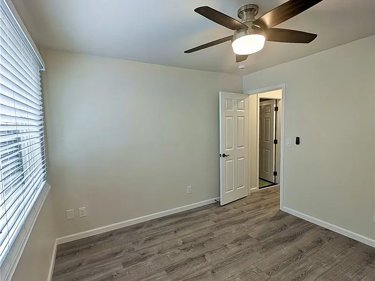1611 Costa Del Sol — Photo 21
