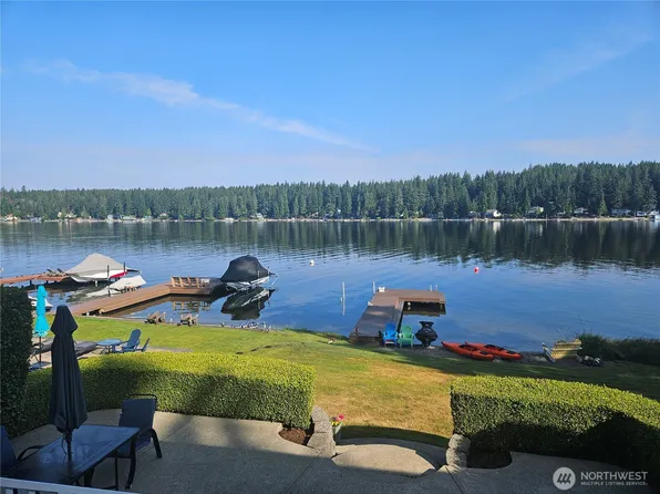 1801 E Mason Lake Drive E, Grapeview, WA 98546