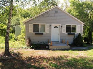 67 Valley Rd, Plymouth, MA 02360