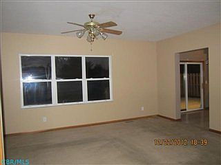 4th image of 7821 Royal Park Dr