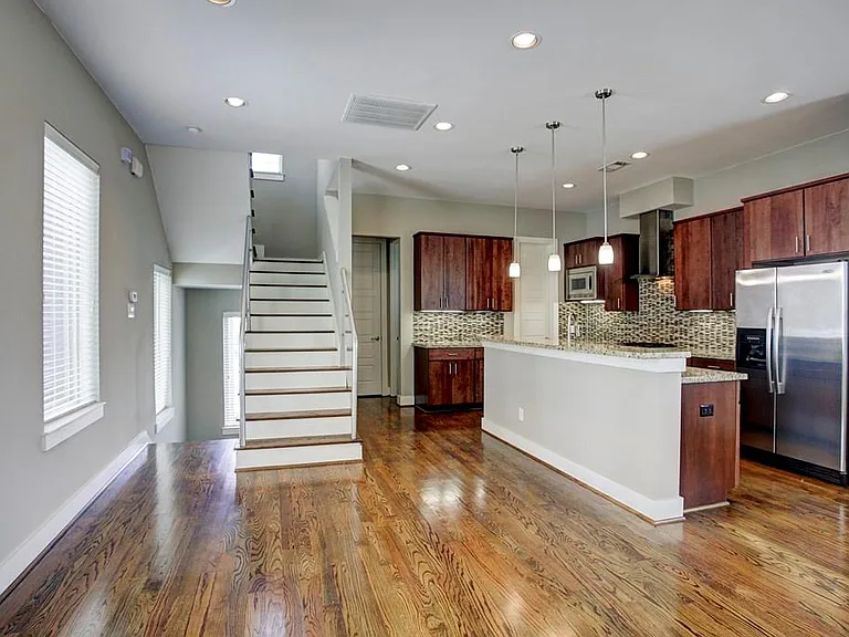 1535 Malone St — Photo 10