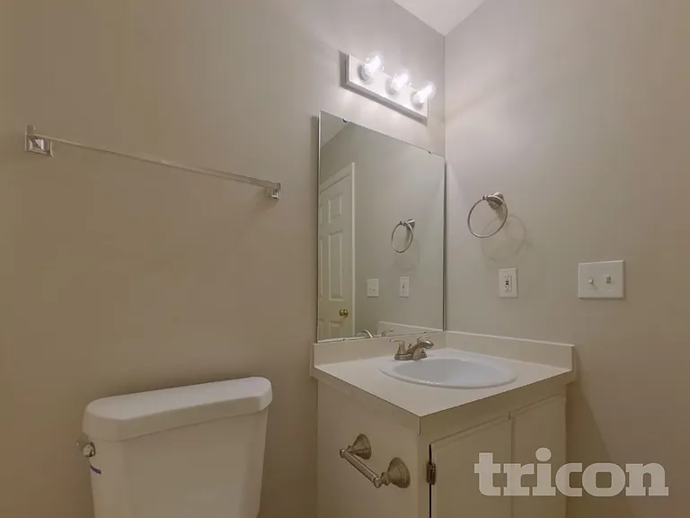 1306 May Oak Cir — Photo 14