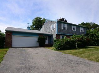 57 Fairwood Dr, Tiverton, RI 02878