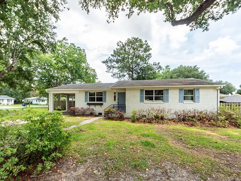 343 Cessna Ave — Photo 101