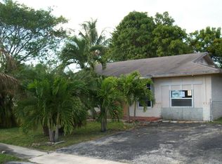 8171 SW 6th Ct, Pompano Beach, FL 33068